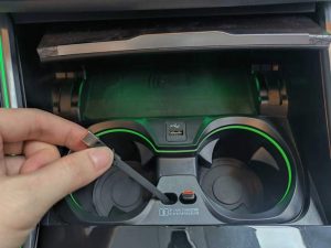 BMW 3&4 series cup holder with ambient light (new) BMW 3&4 series cup holder with ambient light